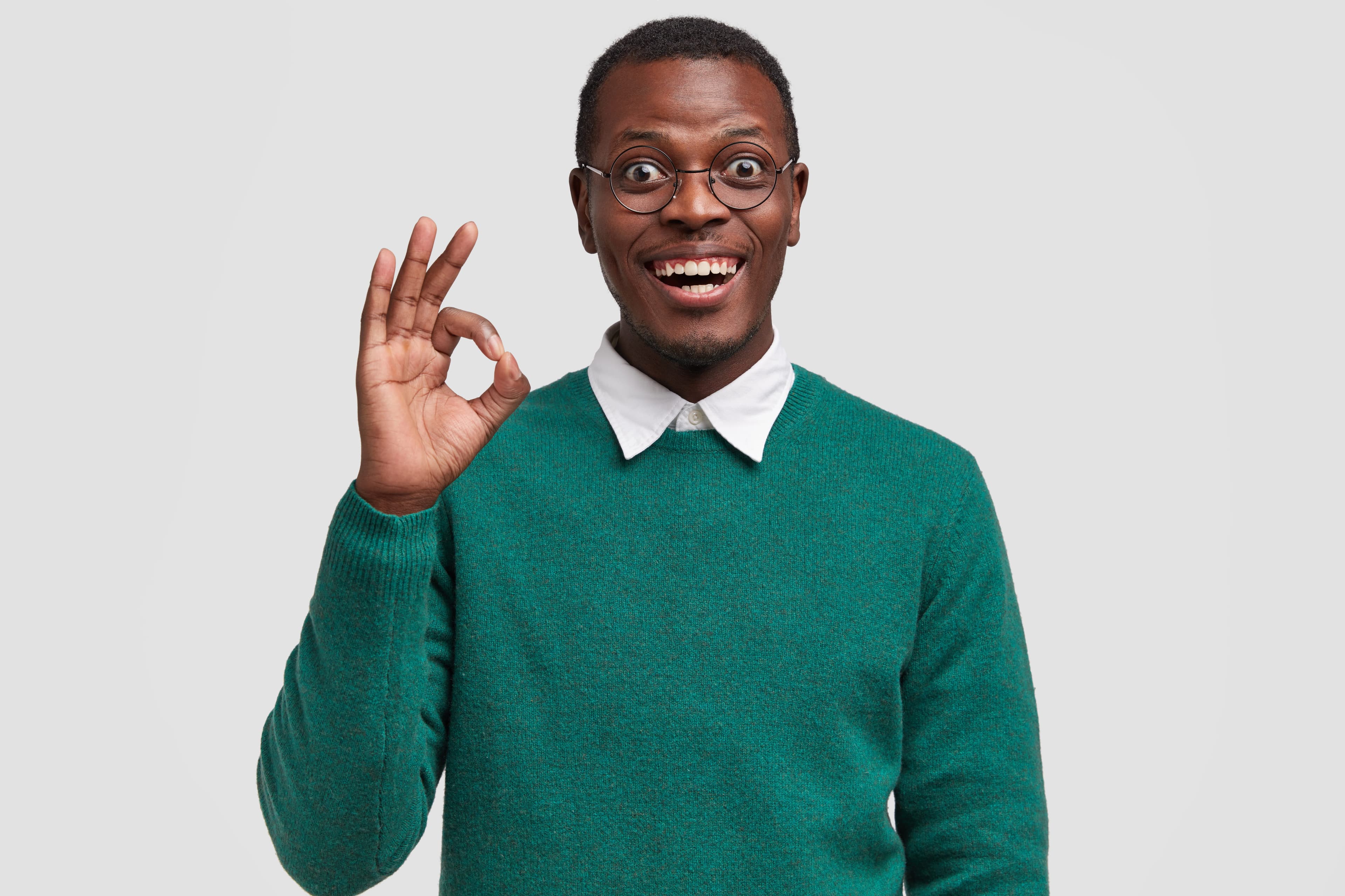Man giving OK sign, representing real-time delivery confirmation